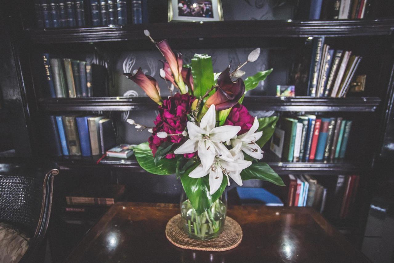 ライ ジークス ハウス Bed & Breakfast エクステリア 写真 A bouquet of flowers